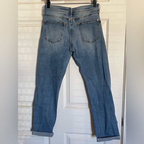 Anthropologie “Pilcro” The Slim Boyfriend Mid Rise Relaxed Jeans - Picture 2 of 6